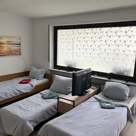 2-5 Bettzimmer Creglingen Buitenkant foto