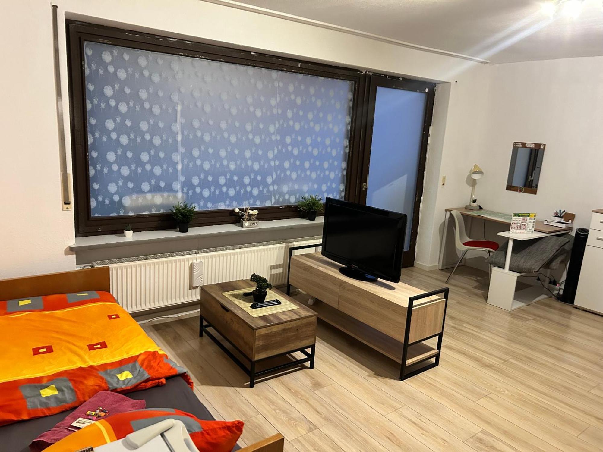 2-5 Bettzimmer Creglingen Buitenkant foto