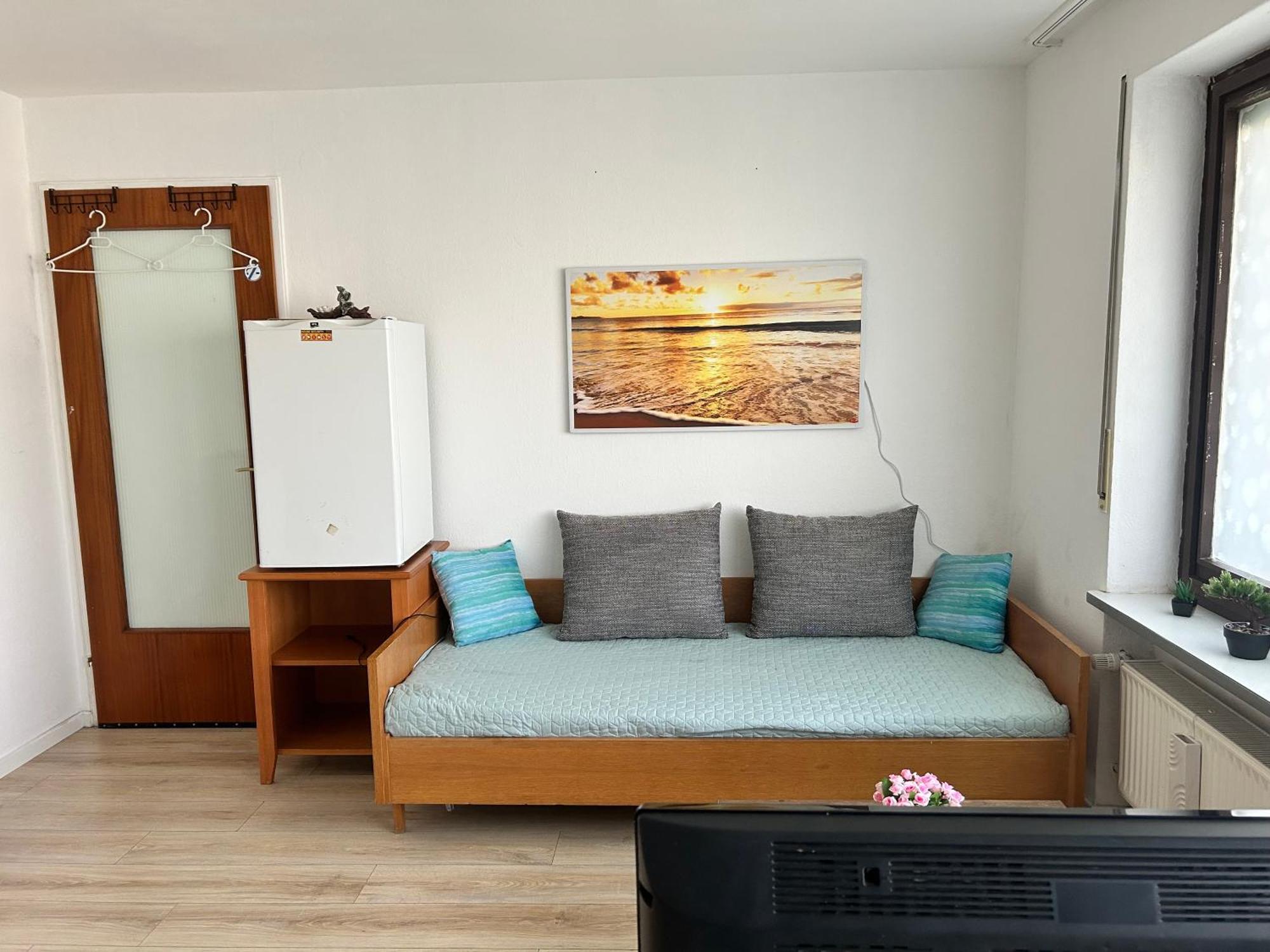 2-5 Bettzimmer Creglingen Buitenkant foto