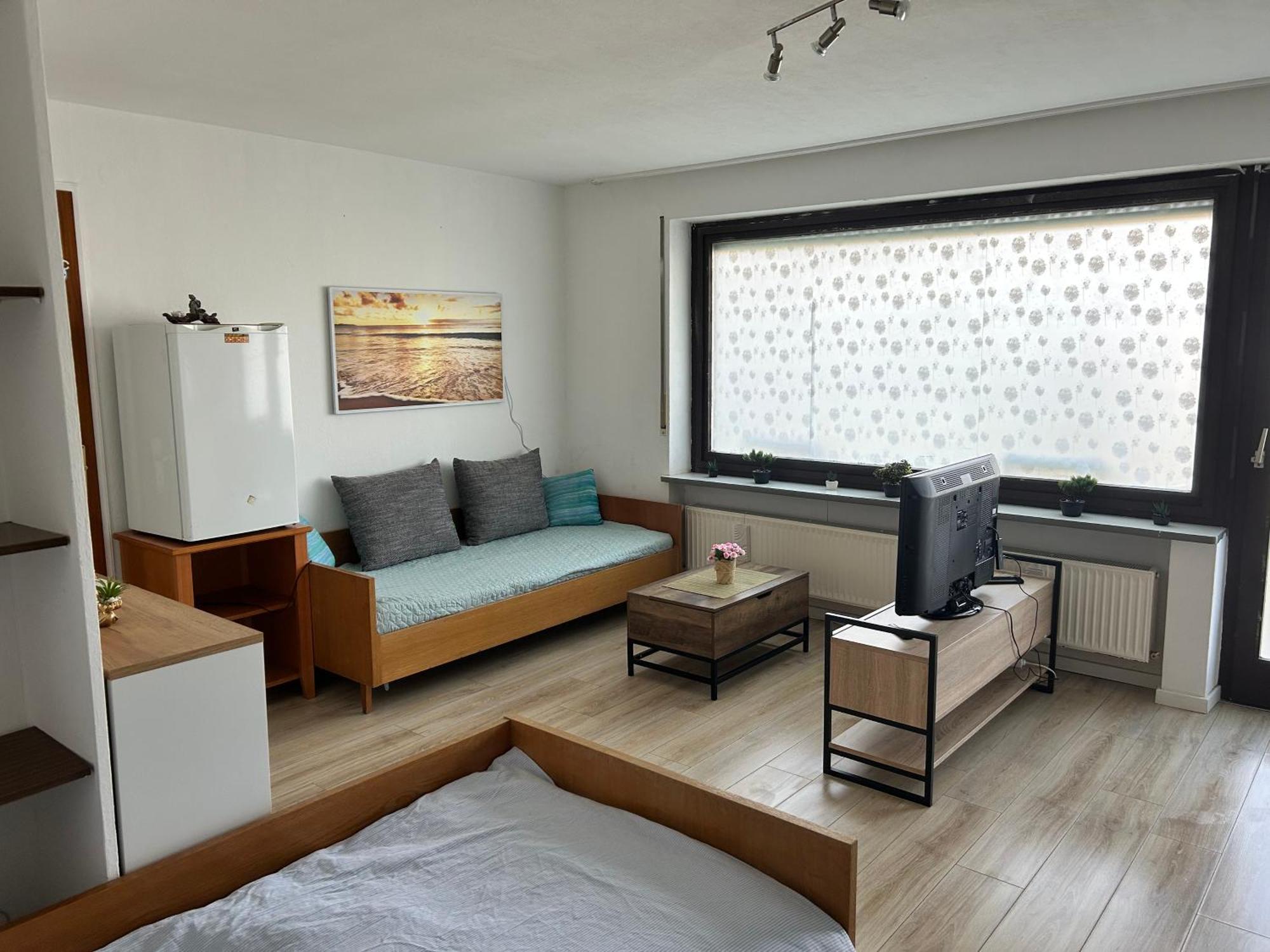 2-5 Bettzimmer Creglingen Buitenkant foto
